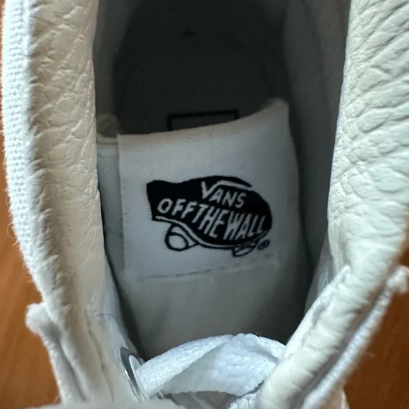 Vans high top Sk8-Hi white sneakers (6.5 womens) New - Picture 6 of 11